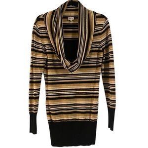 Suzy Shier Knit Sweater, Scoop Neck, Horizontal Stripes, Size Medium, EUC